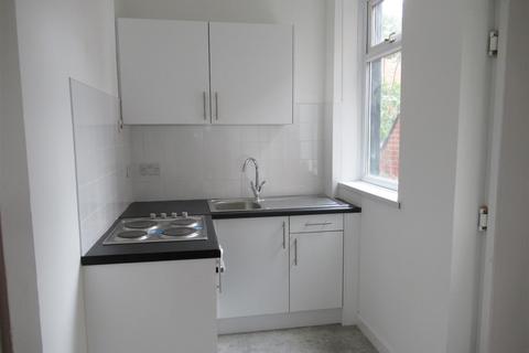 2 bedroom house to rent, Bartholomew Street