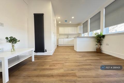 undefined, Cardiff Road, Luton, LU1