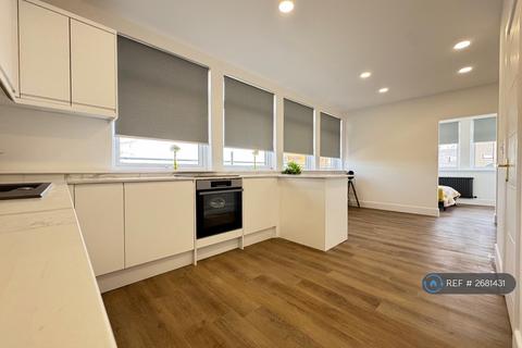undefined, Cardiff Road, Luton, LU1