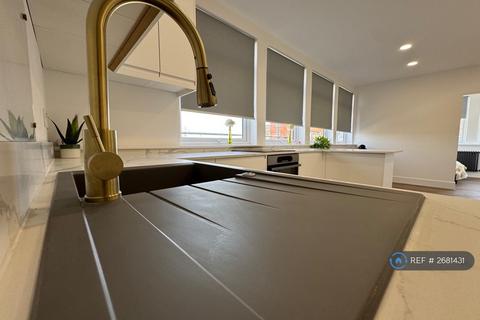 undefined, Cardiff Road, Luton, LU1