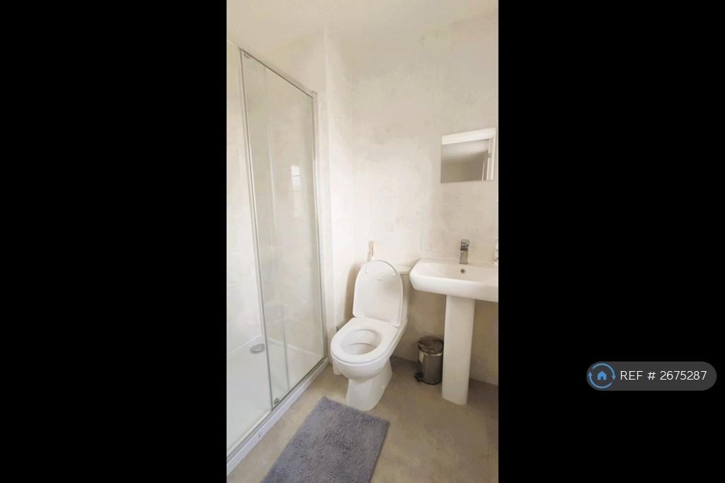 Master Bedroom Ensuite