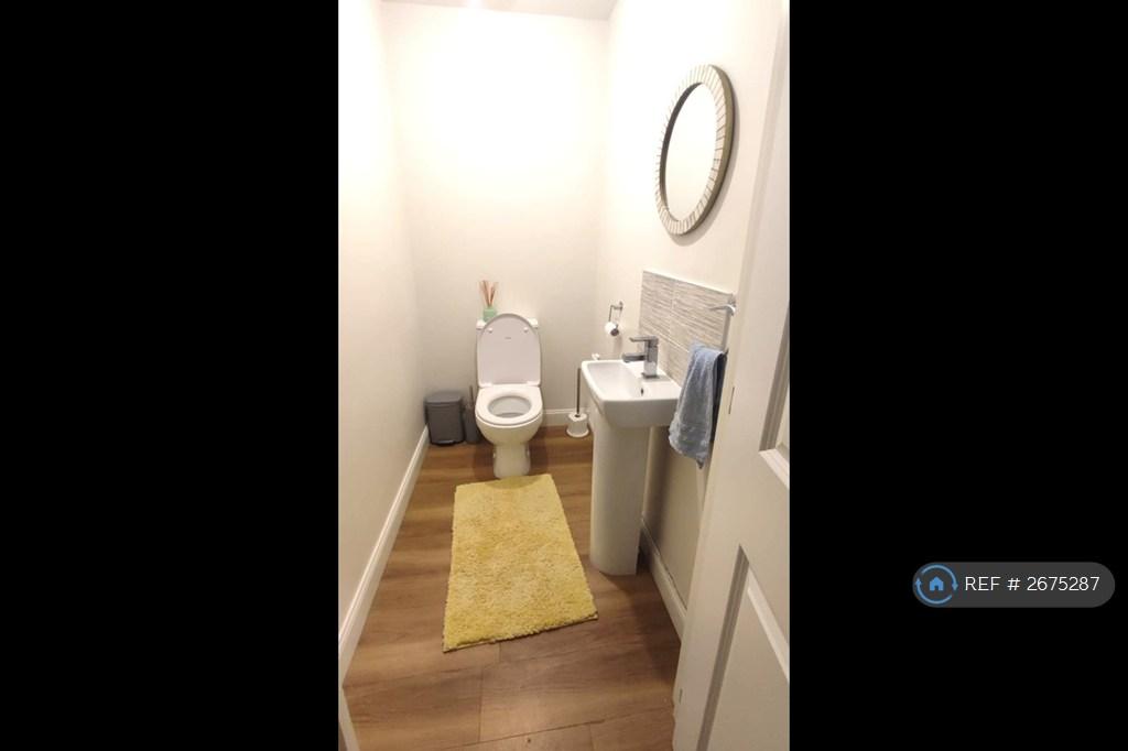 Ground Floor Wc