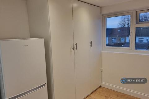 undefined, Woodlands Road, Ub1 1Ed, UB1