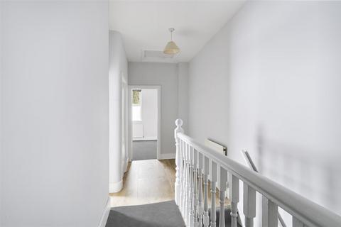 undefined, High Street, Tadworth