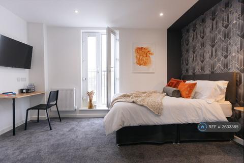 undefined, Victoria Road, Swindon, SN1