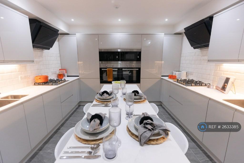 Communal Kitchen