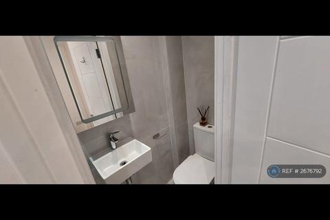 undefined, Edgware, Edgware, HA8