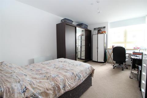 undefined, Porters Wood, St Albans, Hertfordshire