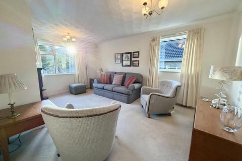 3 bedroom detached bungalow for sale, Holland Road, Kippax, Leeds