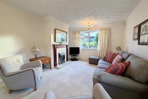 3 bedroom detached bungalow for sale, Holland Road, Kippax, Leeds