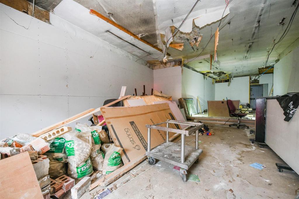 Retail Unit