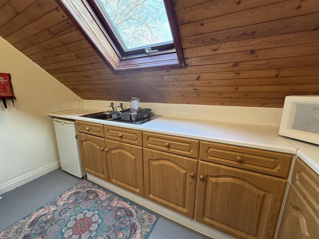 2nd FLOOR KITCHEN