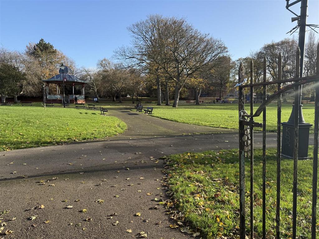 North lodge park