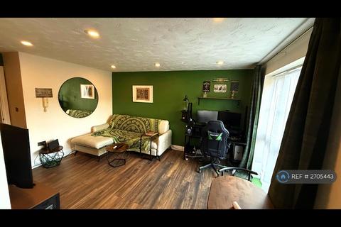 2 bedroom flat to rent, Joseph Hardcastle Close, London, SE14