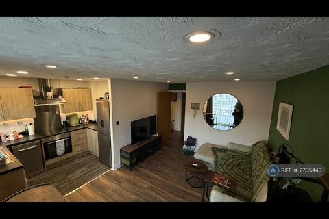 2 bedroom flat to rent, Joseph Hardcastle Close, London, SE14