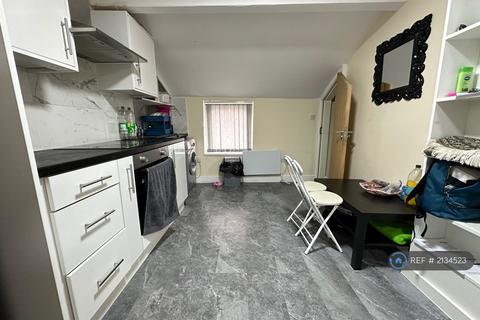 undefined, Aylcliffe Grove, Longsight, Manchester, M13