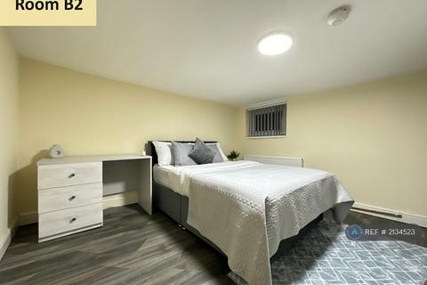 undefined, Aylcliffe Grove, Longsight, Manchester, M13