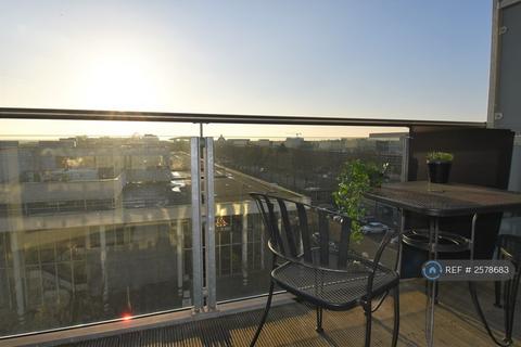 2 bedroom flat to rent, Lower Twelfth Street, Milton Keynes, MK9