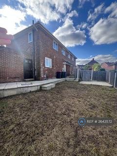 3 bedroom semi-detached house to rent, Nunnery Crescent, Catcliffe, Rotherham, S60