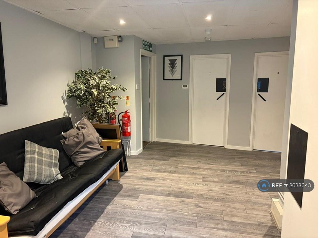 Communal Area 1st Floor