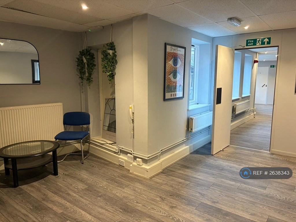 Communal Area 1st Floor