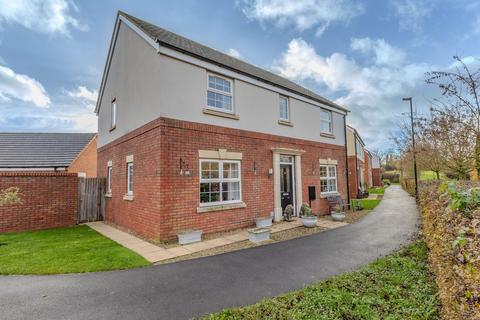 4 bedroom detached house for sale, Royal Wilding Place, Holmer, Hereford, HR1