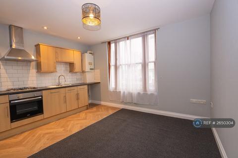 1 bedroom flat to rent, Castle Road, Scarborough, YO11