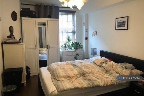 2 bedroom flat to rent, Royal Tower Lodge, London, E1