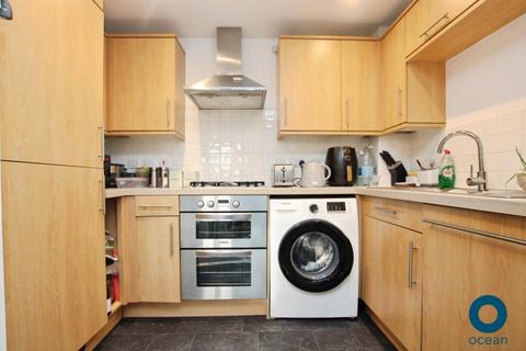 undefined, Montreal Avenue, Bristol BS7