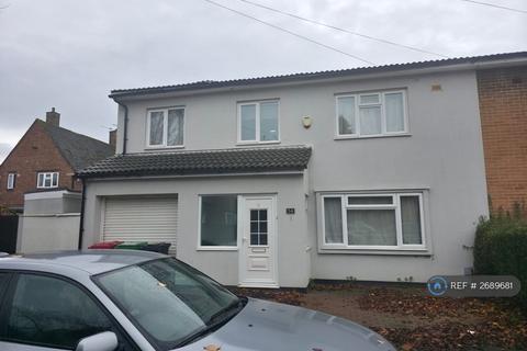 6 bedroom semi-detached house to rent, Cromwell Drive, Slough, SL1