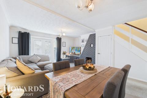 undefined, Stirling Close, Lowestoft