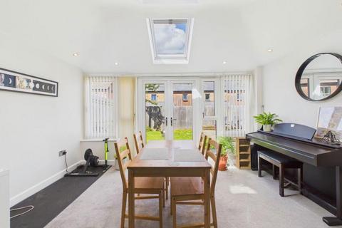 undefined, Pascal Mews, Oakgrove, Milton Keynes