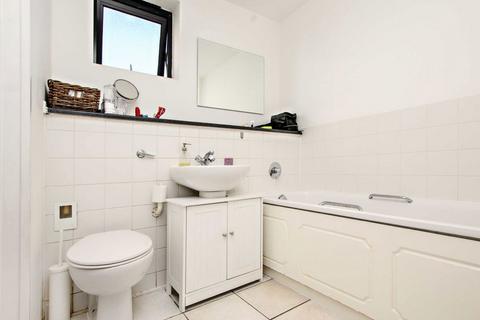 undefined, Westferry Road, London E14