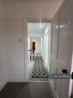 3 bedroom semi-detached house to rent, Pool Street, Southport, PR9