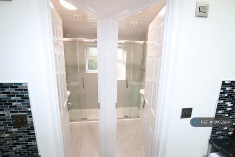 undefined, Grange Avenue, Reading, RG6