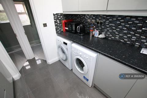 undefined, Grange Avenue, Reading, RG6