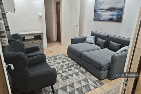 2 bedroom semi-detached house to rent, Uplands, Swansea, SA2