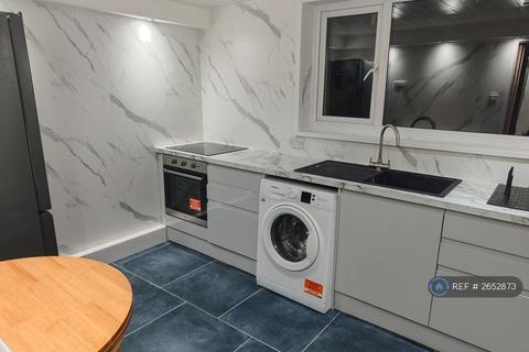 2 bedroom semi-detached house to rent, Uplands, Swansea, SA2