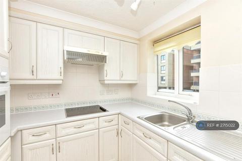 undefined, Pegasus Court, Caterham, CR3