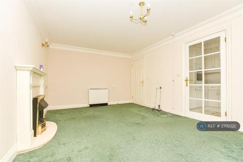 undefined, Pegasus Court, Caterham, CR3