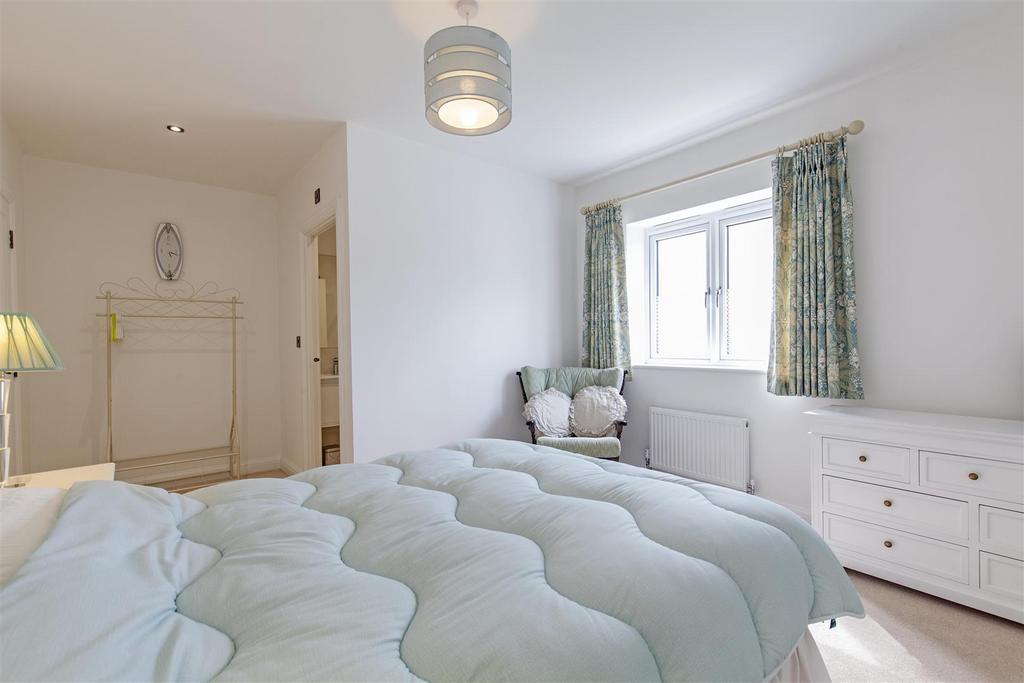 Bedroom 2-3.jpg