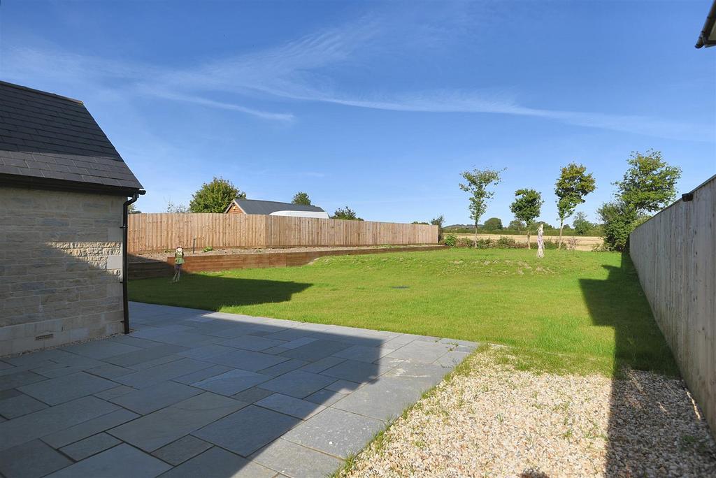 Patio to Garden