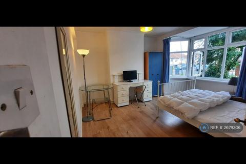 undefined, The Ridgeway, London, NW9