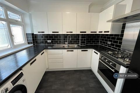 undefined, Oates Road, Romford, RM5