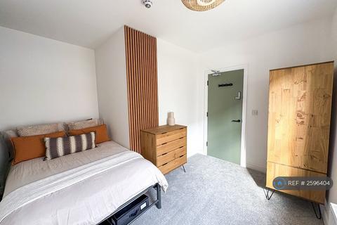 1 bedroom in a house share to rent, Cromwell Street, Gloucester, GL1