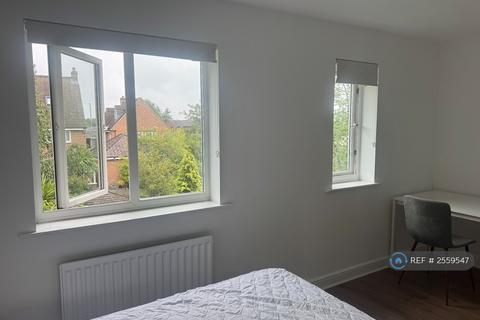 undefined, New Forest Village, Leeds, LS10