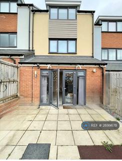Featherwood Avenue, Newcastle Upon Tyne, NE15