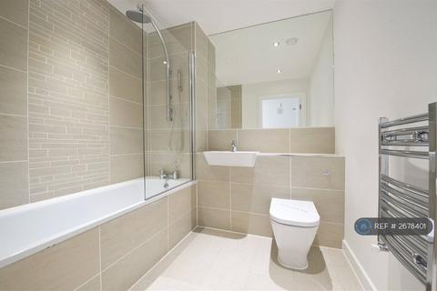 1 bedroom flat to rent, Bedford Road, London, SW4