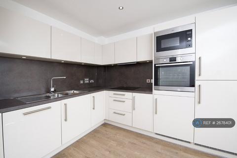 1 bedroom flat to rent, Bedford Road, London, SW4