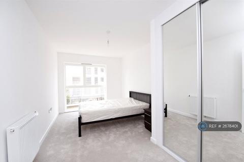 1 bedroom flat to rent, Bedford Road, London, SW4